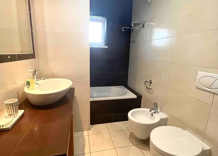 Varandas D Agua With Spectacular Balcony